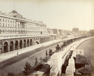 Victoria Embankment, przedstawiający Somerset House, Londyn, 1887 autorstwa Unbekannt