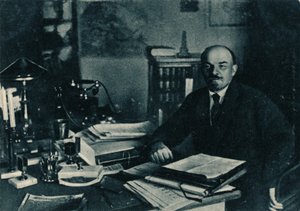 Władimir Ilich Lenin, rosyjski przywódca bolszewików, Moskwa, Rosja, 7 października 1922 r. autorstwa Unbekannt