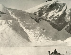 Obóz Partii Zachodnich 28 grudnia pod wiszącym lodowcem na skałach katedry, 1909 autorstwa Unbekannt