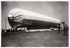 Zeppelin LZ 5 w Goeppingen, Niemcy, 1909 1933 autorstwa Unbekannt