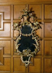 Późna żyrandola George II z foliowymi kinkietami z metalu autorstwa Unbekannt Unbekannt