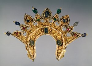 Rosyjski diadem, złoty wysadzany perłami i półszlachetnymi kamieniami, początek XVII w. autorstwa Unbekannt Unbekannt