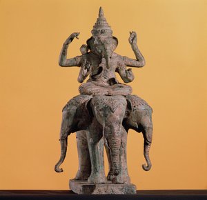 Posąg hinduskiego boga Ganesha (malowany kamień)