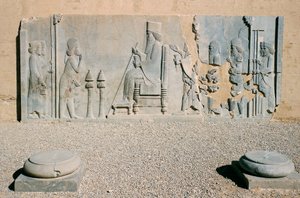 Płaskorzeźba publiczności Nowruz Dariusza Wielkiego, Skarbiec, Persepolis (Lista Światowego Dziedzictwa UNESCO autorstwa Benjamin Baud
