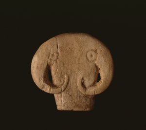Amulet głowa byka, przeddynastyczny Egipcjanin, Nagada IIa, ok. 3500 pne (kość słoniowa hipopotama) autorstwa Unbekannt