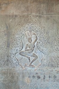 Płaskorzeźba tańczącej Apsary na zewnętrznej ścianie zachodniej, Angkor Wat, Kambodża (zdjęcie) autorstwa Unbekannter Künstler
