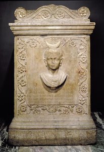 Stela nagrobna dziesięcioletniej dziewczynki Julia Victorina, Roman (marmur) autorstwa Unbekannt