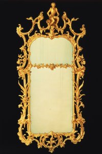 Lustro na molo z pozłacanego drewna Jerzego III, z dwiema płytami, kunsztownym grzebieniem, pośrodku figury małpy na skalnym stojaku, ok. 1765 r. autorstwa Unbekannt