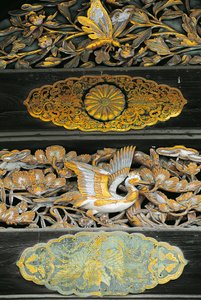 Pozłacane ptaki i motyle, fragment pałacu Ninomaru, zamek Nijo, Kioto autorstwa Benjamin Baud