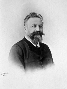 Półdługi portret francuskiego muzyka Edouarda Colonne