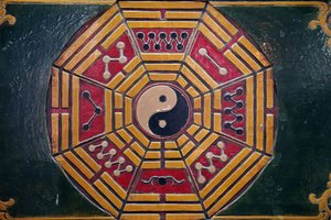 Taoistyczna pagoda Khanh Van Nam Vien. Symbol Yin Yang. Miasto Ho Chi Minh. Wietnam autorstwa Unbekannt
