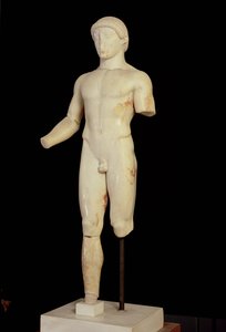 Kouros: jednonogi chłopiec (widok z przodu - patrz także 66079) autorstwa Unbekannt