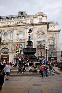 Piccadilly Circus, Londyn (zdjęcie) autorstwa Unbekannt