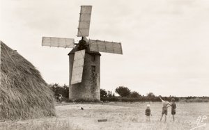 Pocztówka / Moulin de Kervoyal / Finistere / Bretania / Francja autorstwa William M. Timlin