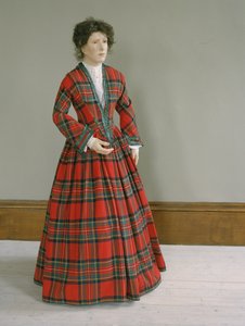 Royal Stewart sukienka z wełny w kratę z marszczonym jedwabnym wykończeniem, ok.1845-50 autorstwa Unbekannt