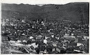 Serbia, Monastir: ogólny widok na miasto, Monastir nazywa się desormais Bitola i znajduje się w Macedonii - pocztówka 1914-1918 autorstwa William M. Timlin