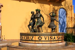 Posągi, Vina Santa Cruz (zdjęcie) autorstwa Unbekannt
