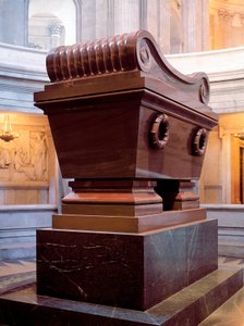 Grób wojskowego i cesarza Francji Napoleona I Bonaparte (1769-1821). Paryż. Inwalidzi. ©AISA/Leemage autorstwa Unbekannt