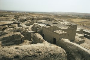 Turkmenia. Ruiny Nysy. Lista światowego dziedzictwa UNESCO, 2007 autorstwa Benjamin Baud