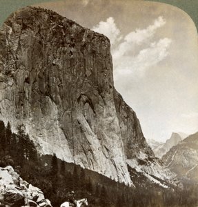 El Capitan i Half Dome, Yosemite Valley, Kalifornia, USA, 1902 autorstwa Underwood and Underwood