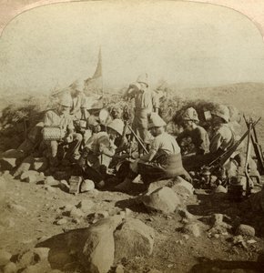 Sygnalizatory Gordon Highland na Signal Hill, Euslin, RPA, wojna burska, 1899-1902. autorstwa Underwood and Underwood