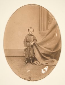 Portret stojącego chłopca autorstwa Unknown