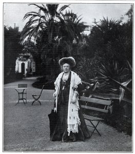 Portret pani Juliette Adam (z domu Lambert) (1836-1936), francuskiej pisarki, polemistki i feministki w Nicei w 1905 roku. autorstwa Unknown artist