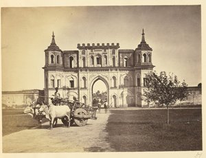 [Brama do Moti Mahal, Lucknow]. autorstwa Unknown artist