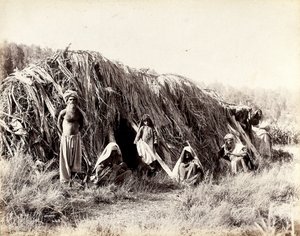 „Chata Brahuis”, Ziarat autorstwa Unknown photographer