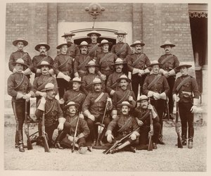 Policja konna północno-zachodnia, koszary Chelsea, diamentowy jubileusz autorstwa Unknown photographer