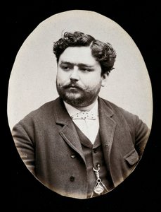 Portret Izaaka Albeniza autorstwa Unknown photographer
