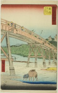 Okazaki: Most Yahagi na rzece Yahagi (Okazaki, Yahagigawa Yahagi no hashi), nr 39 z serii „Słynne zabytki pięćdziesięciu trzech stacji (Gojusan tsugi meisho zue),” znany również jako Vertical Tokaido autorstwa Utagawa Hiroshige