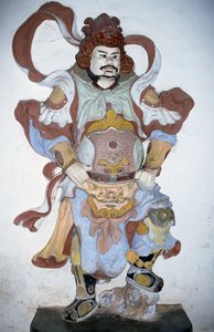 Posąg strażnika świątyni, Pagoda Thien Mu, Hue, Wietnam