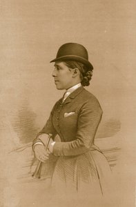 Hrabina Yarborough, 1879. autorstwa Vincent Brooks Day and Son