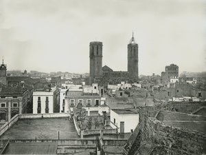 Część starego miasta z katedrą, Barcelona, Hiszpania, 1895. NOT autorstwa W and S Ltd