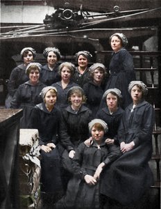 Dopóki chłopcy nie wrócą do domu, 1917 autorstwa Watson and Viney Hazell