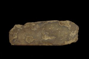 Fragment broni ceremonialnej (nefryt (nefryt))