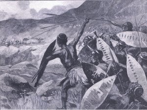 Walka na wzgórzach Matopos: szarża Matabele, ilustracja z Cassells History of England, 1900 autorstwa William Barnes Wollen