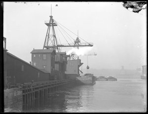 Elewatory węgla z bezpośrednim załadunkiem, Interboro Rapid Transit Company, W. 58th Street, Nowy Jork, ok. 1911. autorstwa William Davis Hassler