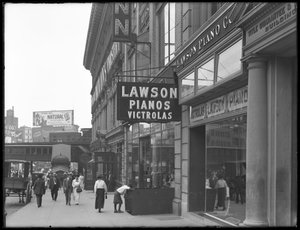 Znak dla Lawson Pianos, 372 E. 149th Street, Nowy Jork, 2 sierpnia 1916 autorstwa William Davis Hassler