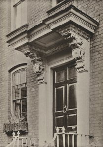 Drzwi, Church Road, Richmond, Surrey (zdjęcie czarno-białe) autorstwa William Galsworthy Davie