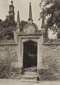 Drzwi, przytułki Paynis, Oundle (zdjęcie czarno-białe)