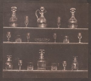 Wyroby ze szkła, 1844. autorstwa William Henry Fox Talbot