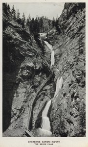 Kaniony Kolorado: Kanon Cheyenne, południe, The Seven Falls (zdjęcie czarno-białe) autorstwa William Henry Jackson