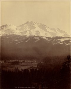 Góra Shasta widziana z Sissions