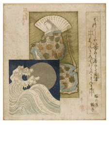 Dama dworska z epoki Heian z dużym wachlarzem i wstawką ze srebrnego księżyca i fal z serii Koło poezji Honcho, ok. 1815-1825 (drewno na papierze) autorstwa Yashima Gakutei