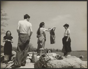 [Piknik klasowy] autorstwa Yasuo Kuniyoshi