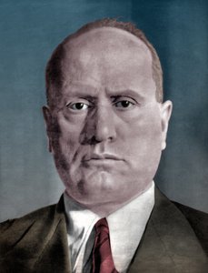 Benito Mussoliniego autorstwa . .