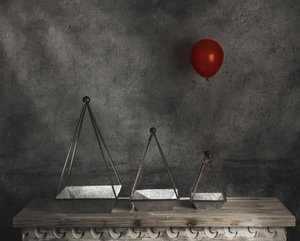 Doniczki w geometryczne wzory „Red Balloon” autorstwa chenyi wang