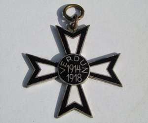 Krzyż Verdun upamiętniający bitwę pod Verdun